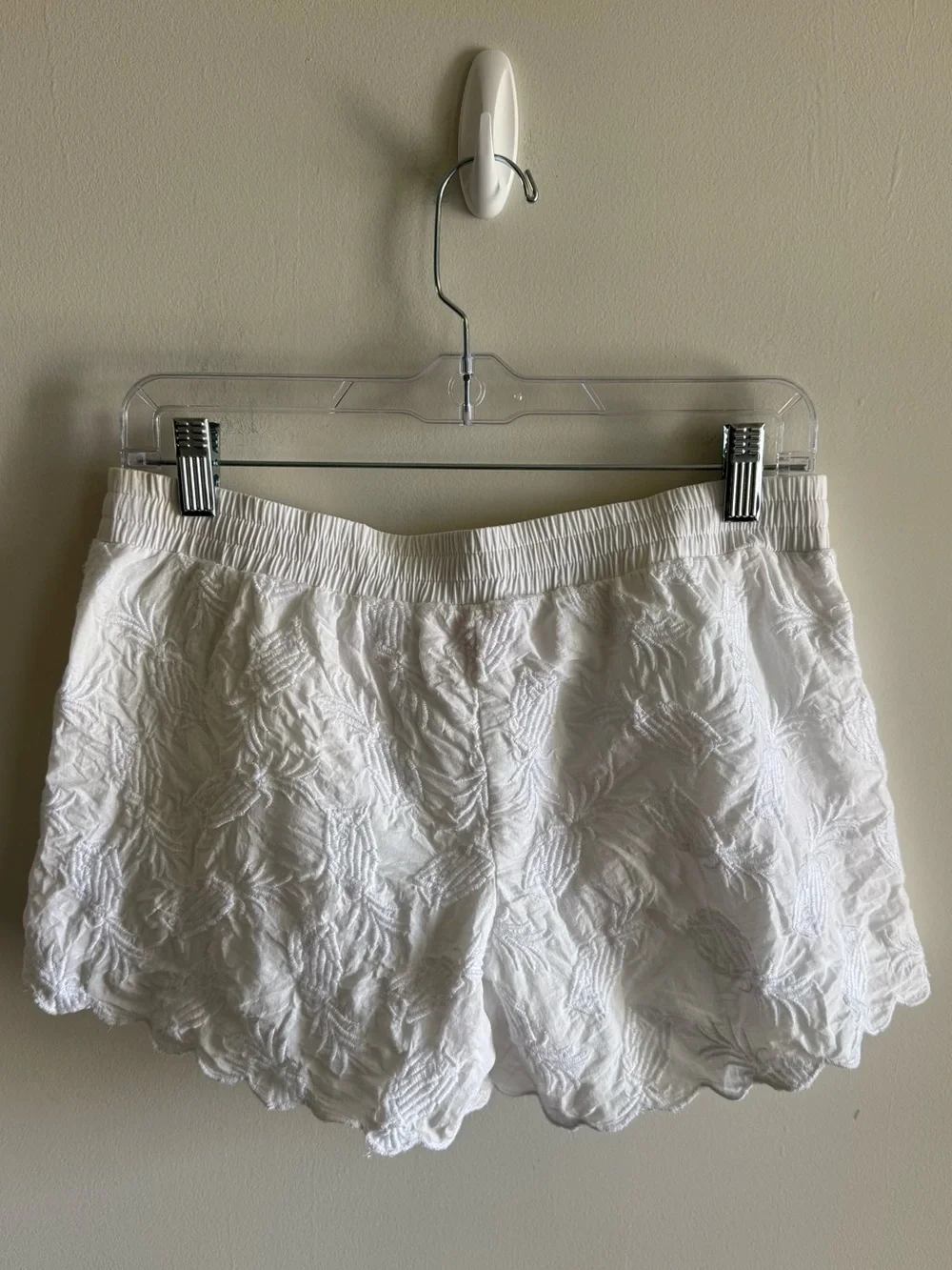 Lilly Pulitzer Pineapple Print White Soft Cotton Shorts